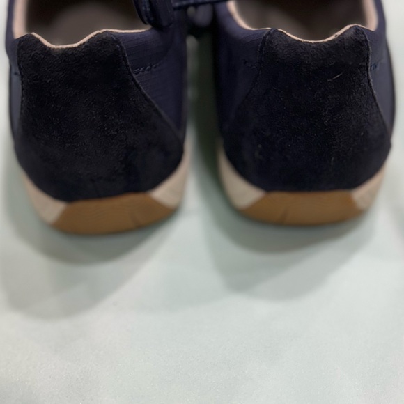 Dansko sneakers - Picture 4 of 5